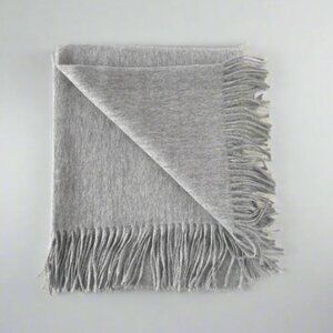 ARTZNL 100% Baby Alpaca Throw Blanket Heather Gray Large 71x51 Soft Lightweight
